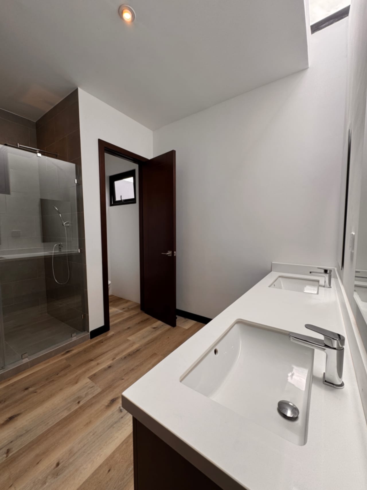 Casa en renta para estrenar en Lugana de San Isidro zona 16 — foto 4 de 17