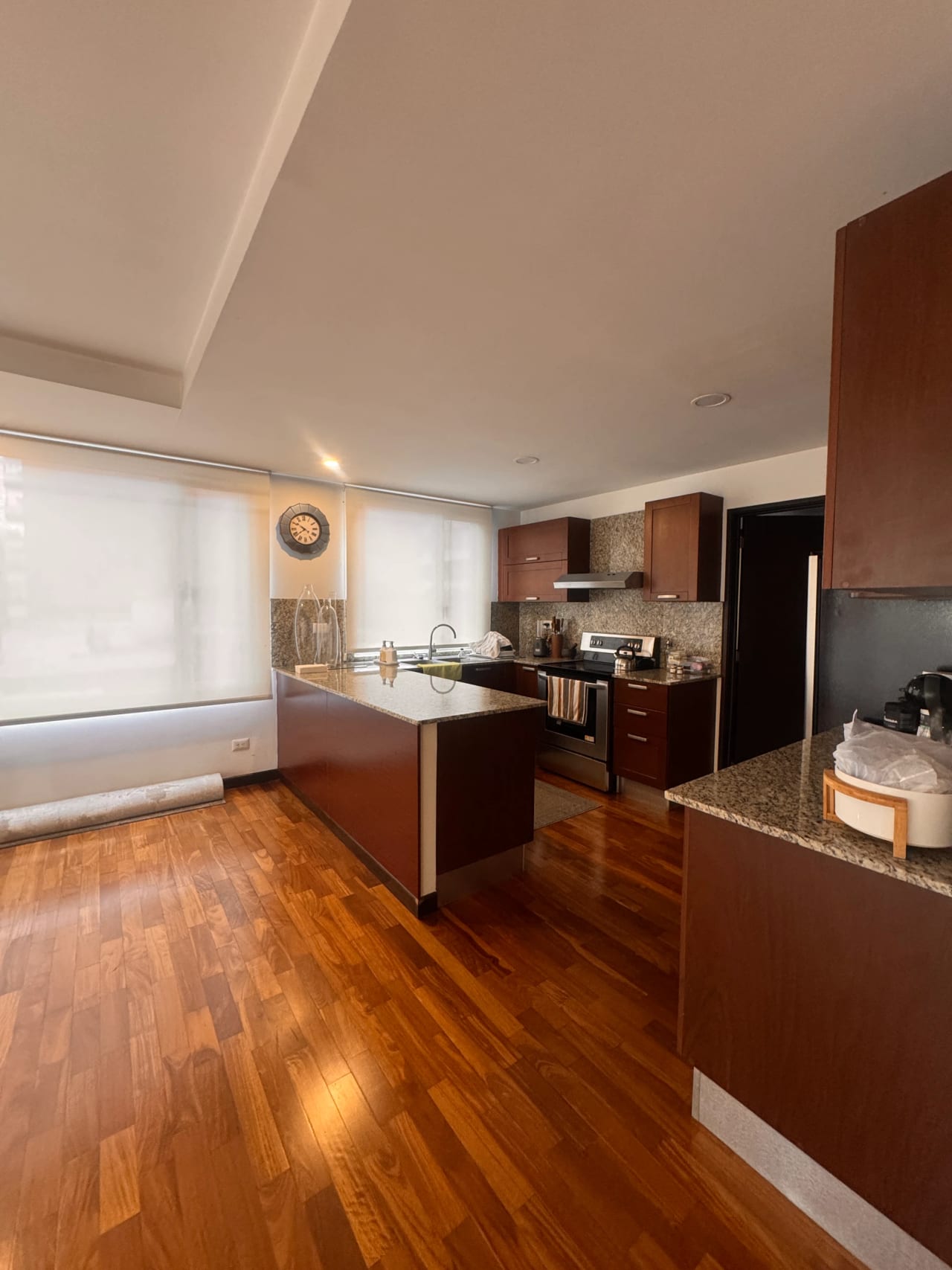 Centrico Apartamento en Aria zona 10 — foto 6 de 7